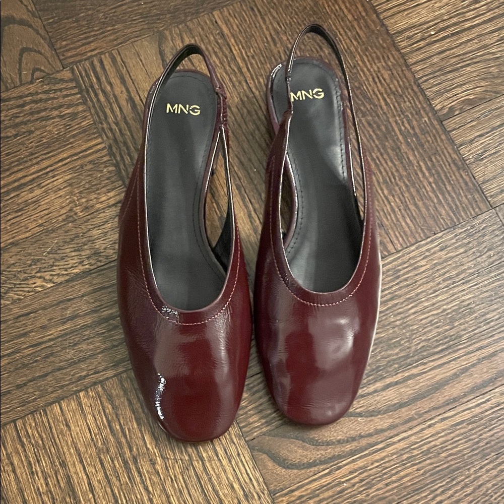 Mango Women's Burgundy block heel flat